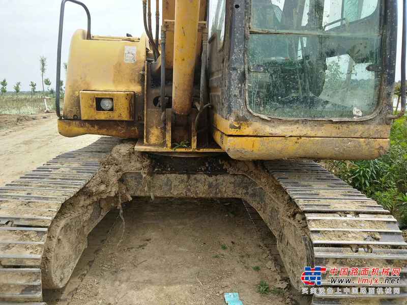河南出售转让二手8500小时2008年小松PC60挖掘机