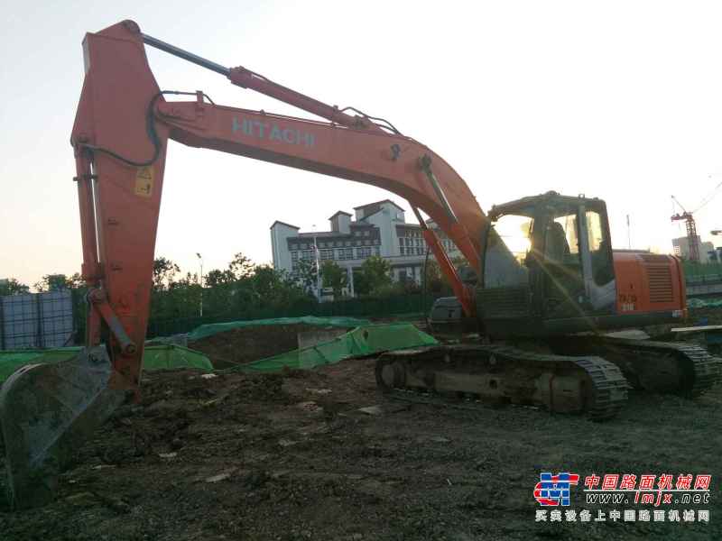 安徽出售转让二手9000小时2010年日立ZX210H挖掘机