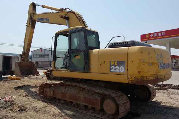 辽宁出售转让二手10000小时2006年小松PC220挖掘机