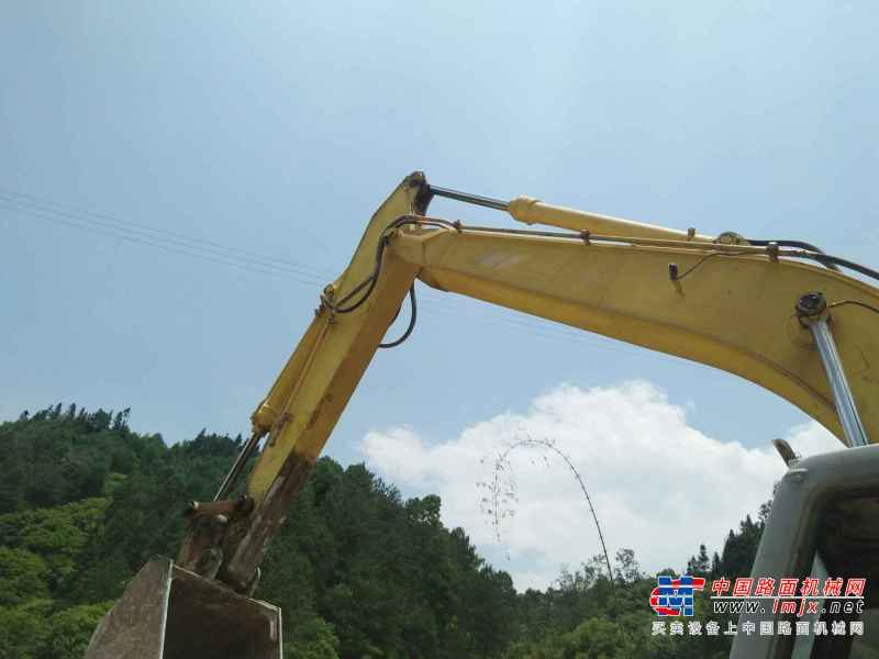 云南出售转让二手16000小时2003年住友SH210LC挖掘机