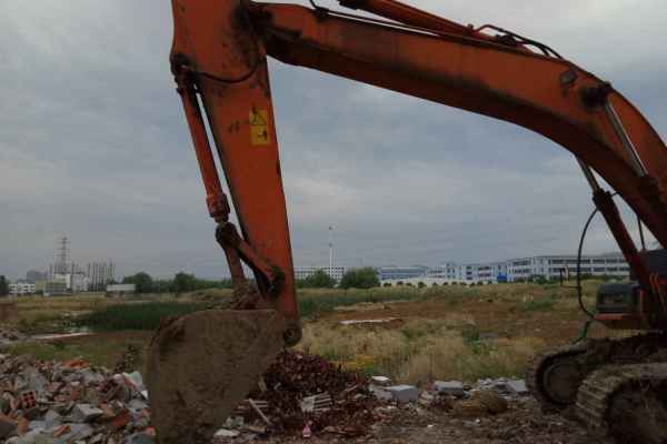 安徽出售转让二手12568小时2006年日立ZX200挖掘机