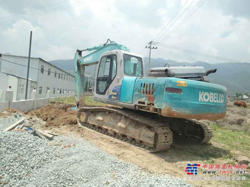 云南出售转让二手19000小时2003年神钢SK230LC挖掘机