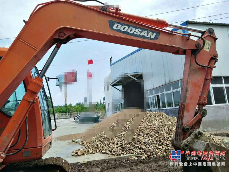 河南出售转让二手7444小时2011年斗山DH80GOLD挖掘机