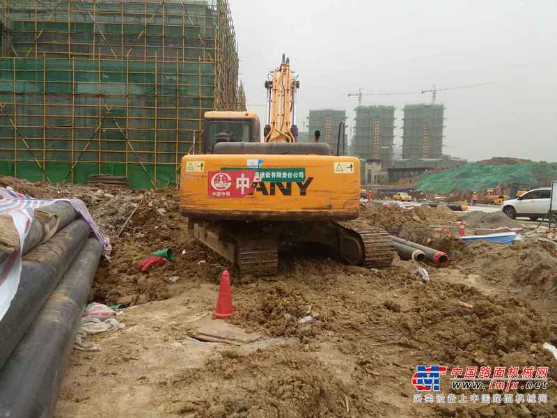 安徽出售转让二手7000小时2011年三一重工SY205C挖掘机