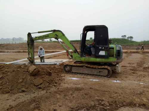 安徽出售转让二手11056小时2004年现代R60挖掘机