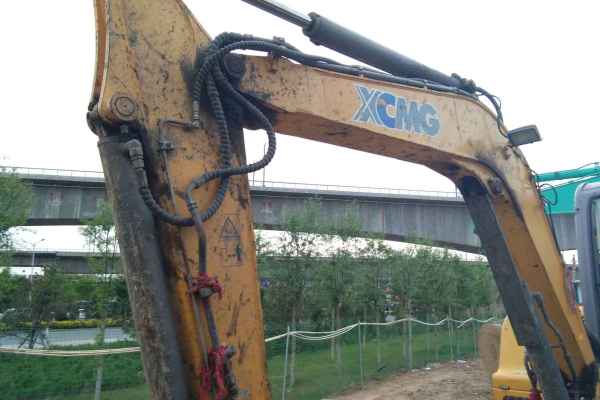 山西出售转让二手4000小时2012年徐工XE60挖掘机