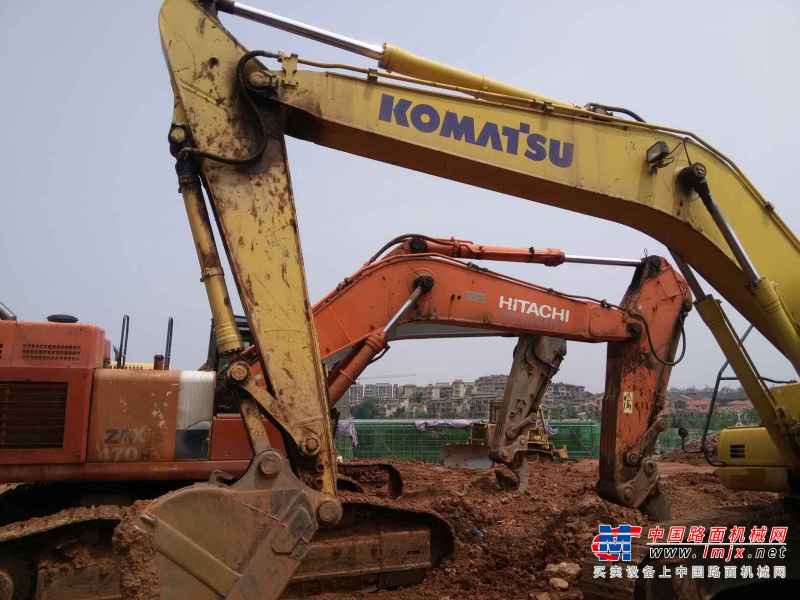 湖南出售转让二手5000小时2013年小松PC200挖掘机