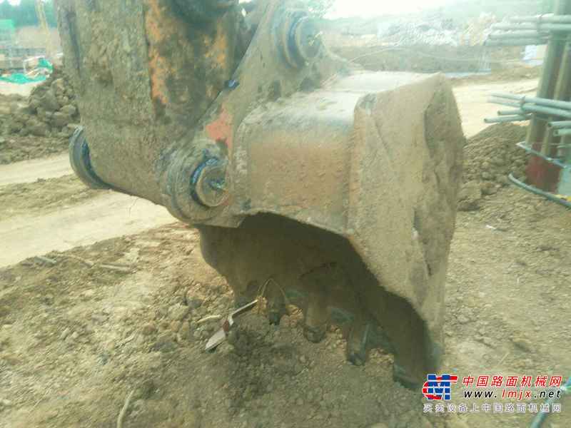 河南出售转让二手7823小时2013年现代R225LC挖掘机