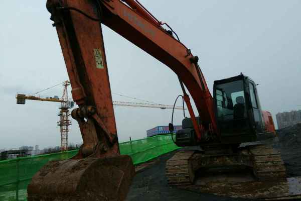 安徽出售转让二手9000小时2011年日立ZX200挖掘机