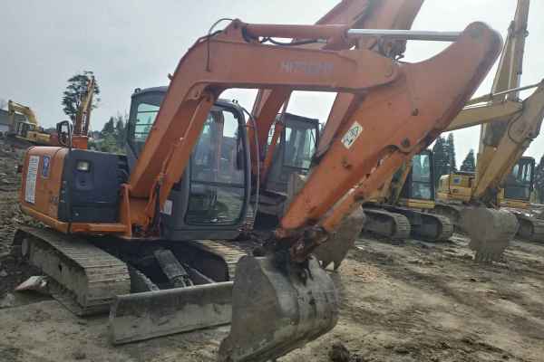 浙江出售转让二手5000小时2014年日立ZX60挖掘机