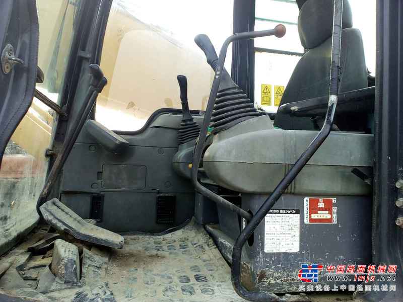 浙江出售转让二手15000小时2007年小松PC200挖掘机