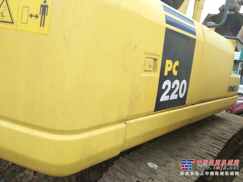 云南出售转让二手10000小时2007年小松PC220挖掘机