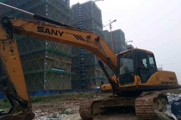 安徽出售转让二手7000小时2011年三一重工SY215C8挖掘机