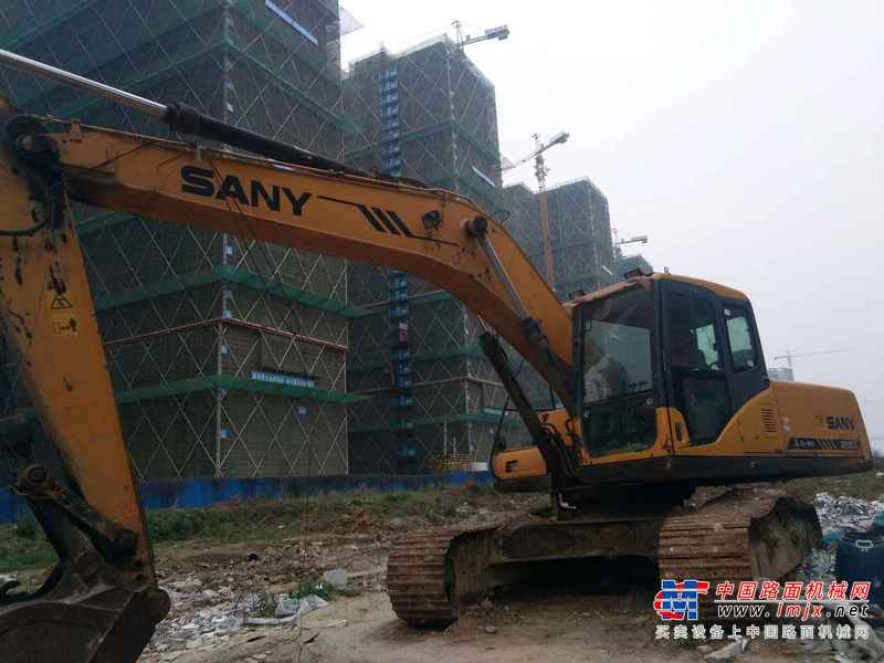 安徽出售转让二手7000小时2011年三一重工SY215C8挖掘机