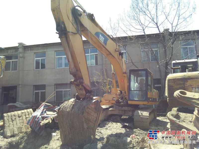 山西出售转让二手15000小时2003年卡特彼勒E200B挖掘机