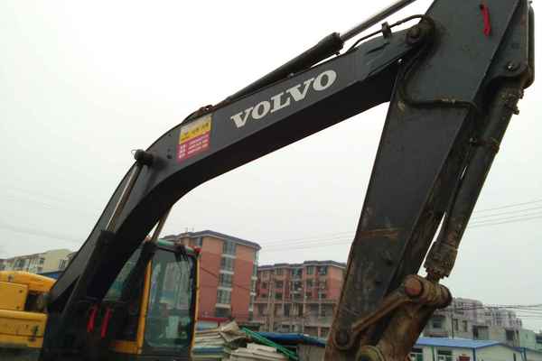 山西出售转让二手6000小时2011年沃尔沃EC240BLC挖掘机