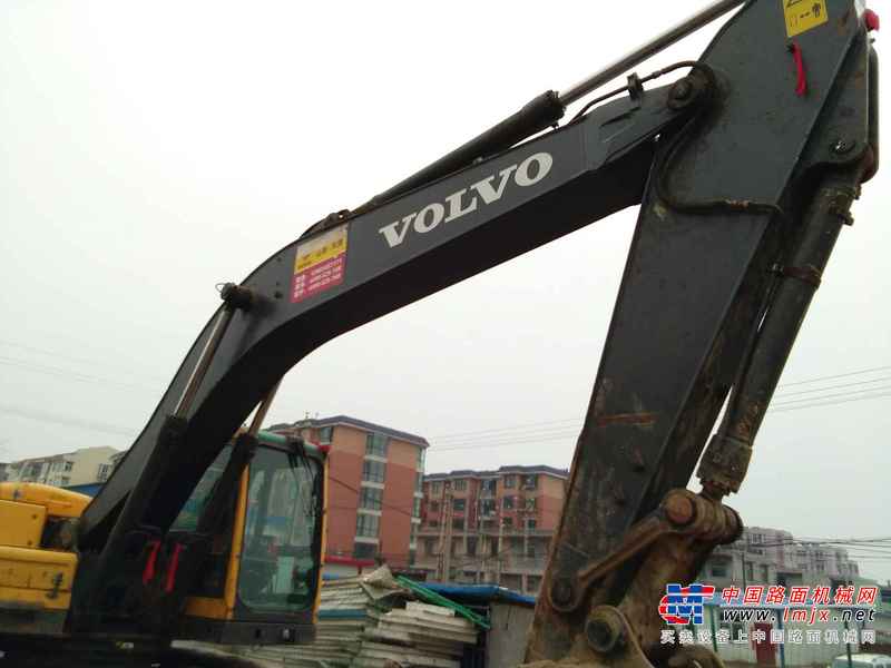 山西出售转让二手6000小时2011年沃尔沃EC240BLC挖掘机