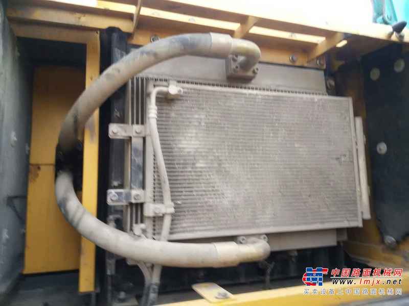 湖南出售转让二手8000小时2011年沃尔沃EC240BLC挖掘机