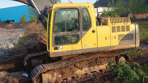 湖北出售转让二手9105小时2010年沃尔沃EC210B挖掘机