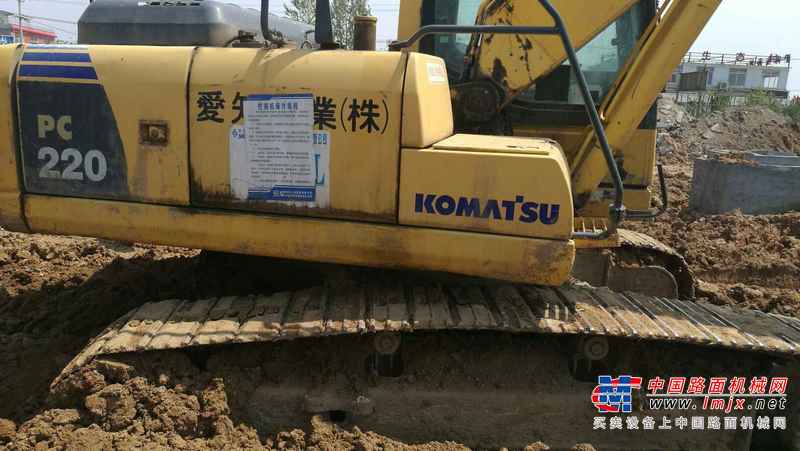 河南出售转让二手8000小时2009年小松PC200LC挖掘机