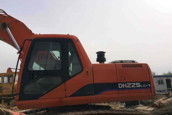 陕西出售转让二手10000小时2007年斗山DH220挖掘机