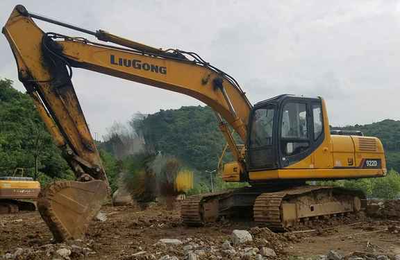 贵州出售转让二手8600小时2011年柳工CLG920D挖掘机