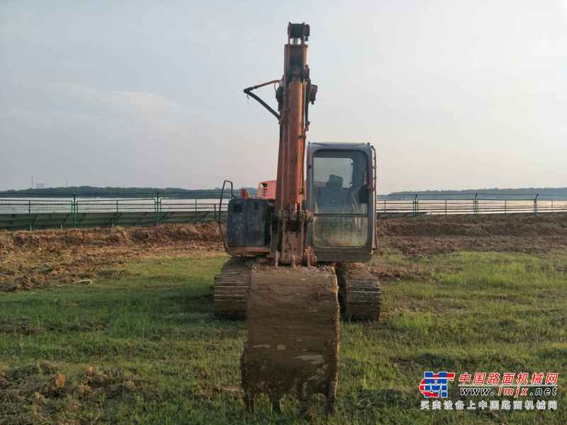 江西出售转让二手8780小时2011年日立ZX70挖掘机