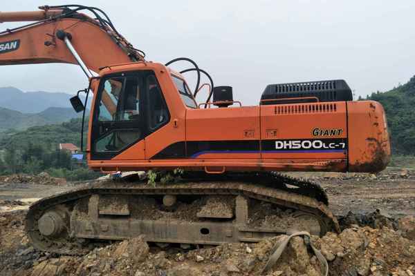 江西出售转让二手7800小时2011年斗山DH500LC挖掘机