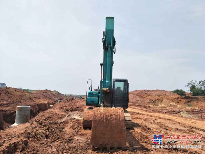 江西出售转让二手7600小时2011年神钢SK200挖掘机