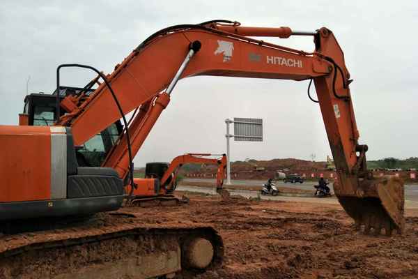 江西出售转让二手7600小时2011年日立ZX350K挖掘机