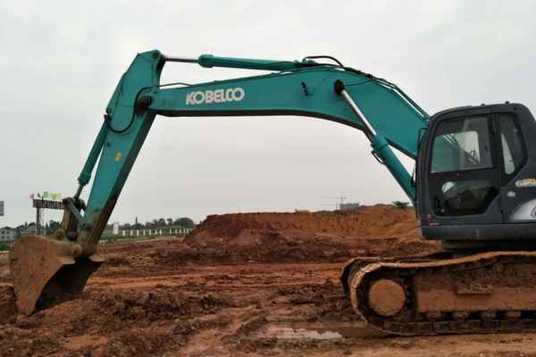 江西出售转让二手7600小时2011年神钢SK350LC挖掘机