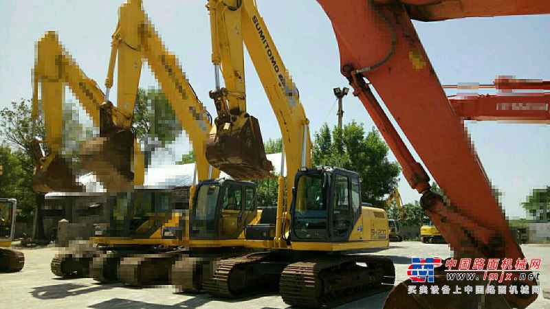 天津出售转让二手6000小时2011年住友SH200挖掘机