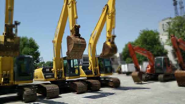 天津出售转让二手5000小时2011年住友SH200挖掘机
