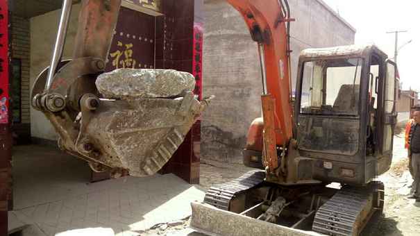 河北出售转让二手10600小时2010年斗山DH55挖掘机