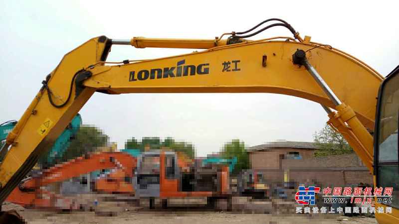 河北出售转让二手6000小时2012年龙工LG6215挖掘机