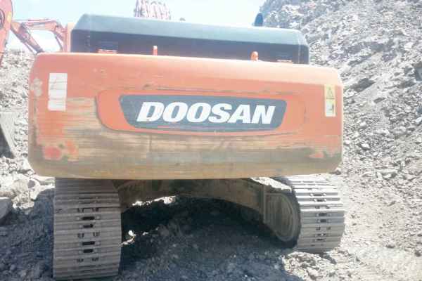 河北出售转让二手10000小时2010年斗山DH300挖掘机