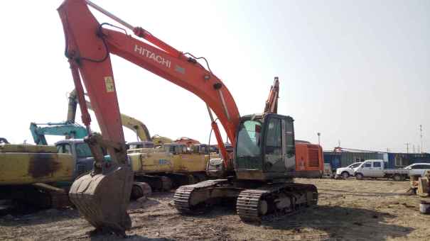天津出售转让二手20000小时2009年日立ZX200挖掘机