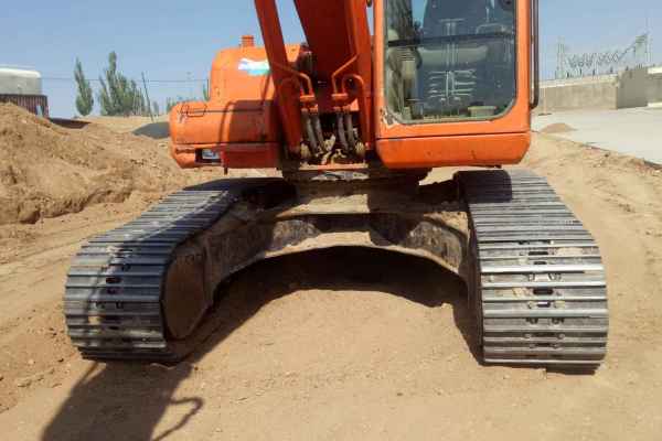 内蒙古出售转让二手6500小时2010年斗山DH220LC挖掘机
