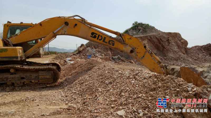 安徽出售转让二手10000小时2010年临工LG6300挖掘机