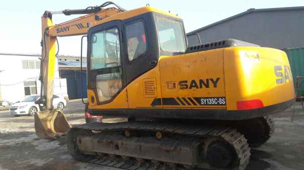 辽宁出售转让二手8000小时2010年三一重工SY135C挖掘机