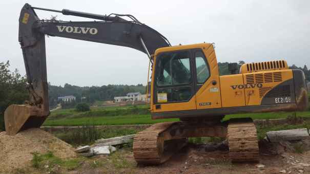 湖南出售转让二手5500小时2012年沃尔沃EC210C挖掘机