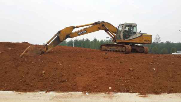 湖南出售转让二手8000小时2011年加藤HD820挖掘机