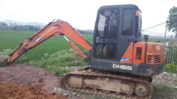 湖南出售转让二手7000小时2011年斗山DH55挖掘机