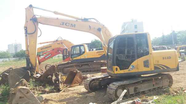 山东出售转让二手3850小时2013年山重建机JCM913D挖掘机
