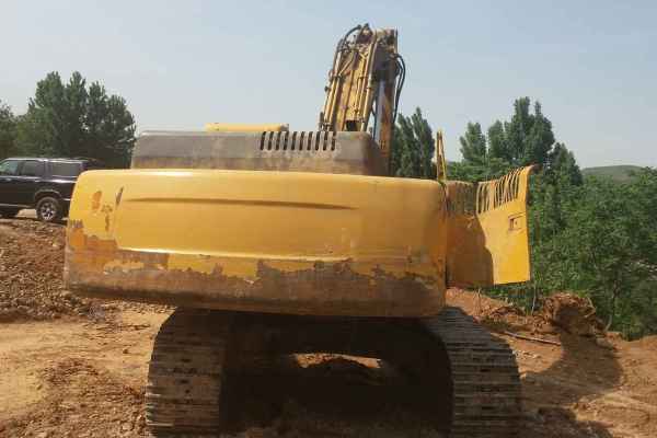 河南出售转让二手6000小时2010年厦工XG833挖掘机