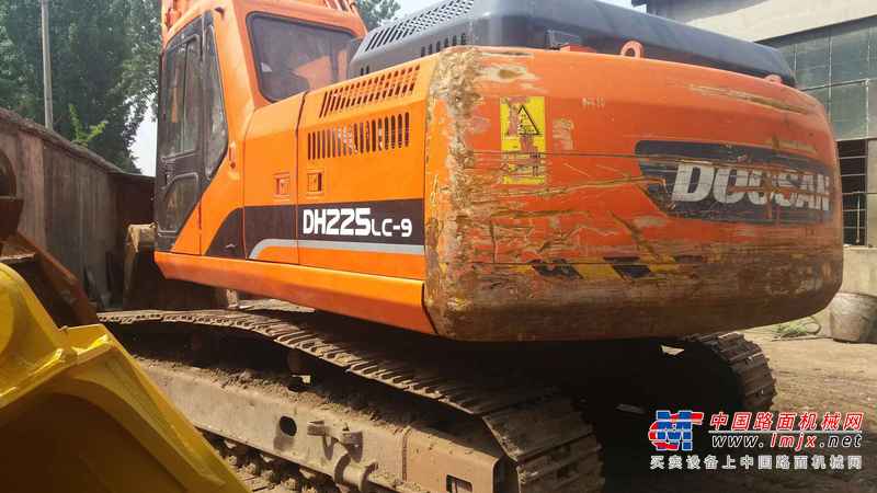 山东出售转让二手6800小时2010年斗山DH225LC挖掘机