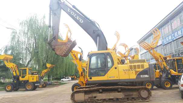 山东出售转让二手6500小时2011年沃尔沃EC210BLC挖掘机