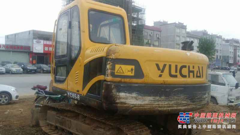 广西出售转让二手8000小时2010年玉柴YC85挖掘机