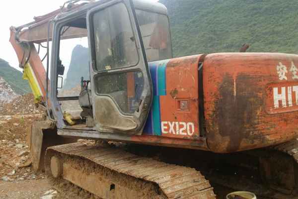 广西出售转让二手8000小时2005年日立EX120挖掘机
