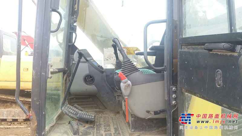 山东出售转让二手6800小时2011年小松PC70挖掘机